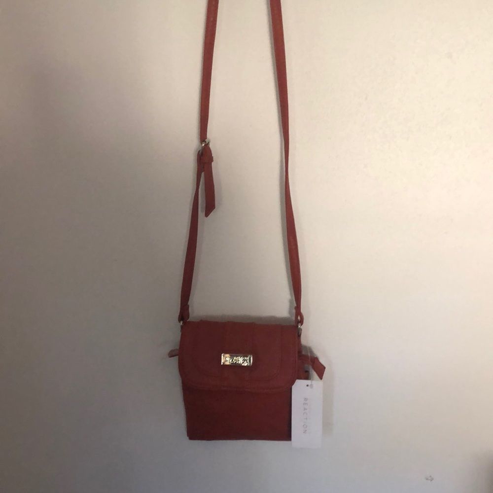New with Tags Kenneth Cole Reaction Purse